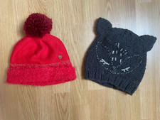 Lot bonnets rouge d'occasion Lot bonnets rouge d'occasion  Vendenheim