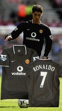 Usado, Camiseta de futebol Manchester United Away 2003 futebol Nike masculina tamanho L Ronald comprar usado  Enviando para Brazil