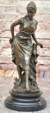Linda estátua de bronze escultura art nouveau de donzela por Moreau comprar usado  Enviando para Brazil