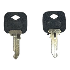 Chiave auto epoca usato  Visone