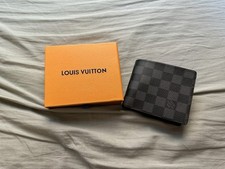 Louis vuitton black d'occasion  Expédié en Belgium