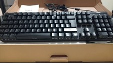 Tastiera meccanica gaming usato  Casapesenna