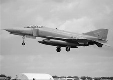 Fotografia de aeronave militar McDonnell Douglas F-4 Phantom II (?29), usado comprar usado  Enviando para Brazil