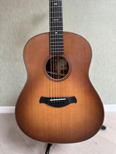 Chitarra elettroacustica taylo usato  Ravenna