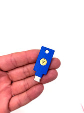 Original yubico 8880001089 d'occasion  Expédié en France
