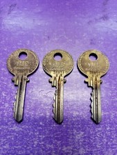3 CHAVES DE SEGURANÇA PARACÊNTRICAS ORIGINAIS COM CHAVE YALE COMBINANDO GE 48 #26613, usado comprar usado  Enviando para Brazil
