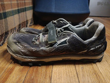 Altra king 1.5 for sale  Aurora