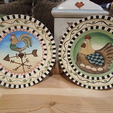 Conjunto de 2 pratos de madeira pintados à mão para decoração apenas 9,5 polegadas, usado comprar usado  Enviando para Brazil