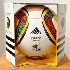 Pallone calcio adidas usato  Spedire a Italy