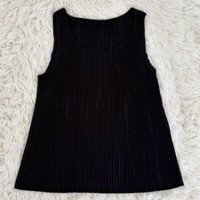 Issey miyake pleated d'occasion  Expédié en Belgium