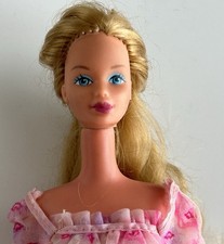 Barbie kissing anni usato  Italia