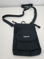 Bolsa de ombro FW19 Supreme pescoço bolsa utilitária Cordura nylon preta resistente à água comprar usado Bolsa de ombro FW19 Supreme pescoço bolsa utilitária Cordura nylon preta resistente à água comprar usado  Enviando para Brazil
