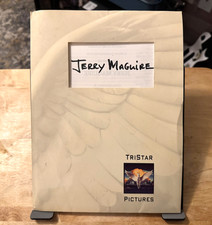 Kit de Imprensa de Filme Jerry Maguire 1996 - Pasta 35 Páginas de Notas 8 Slides 7 Fotos comprar usado Kit de Imprensa de Filme Jerry Maguire 1996 - Pasta 35 Páginas de Notas 8 Slides 7 Fotos comprar usado  Enviando para Brazil