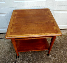 Lane end table for sale  Akron