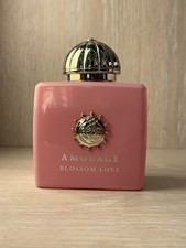 Amouage blossom love usato Amouage blossom love usato  Viareggio