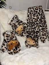 Hello kitty scarf for sale  WARRINGTON