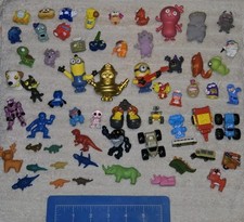 Lote misto sortido 61 peças~mini bonecos pequenos brinquedos~vários tipos de bolsas cegas etc comprar usado  Enviando para Brazil