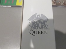 Queen queen volume for sale  Lansing