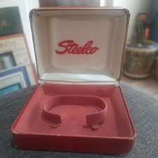  Caja de reloj vintage roja Steelco segunda mano  México