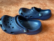 Dunkelblaue crocs kinder gebraucht kaufen  Hennigsdorf