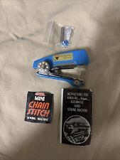 Máquina de costura portátil vintage Sun alimentação automática azul comprar usado Máquina de costura portátil vintage Sun alimentação automática azul comprar usado  Enviando para Brazil