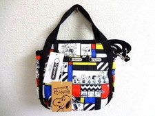 Petit mini sac d'occasion  Expédié en France