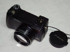Fotocamera digitale compatta usato  Spedire a Italy