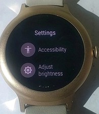 Smartwatch LGW270 ouro rosa unissex GPS WIFI capaz de funcionar excelente estado. comprar usado  Enviando para Brazil