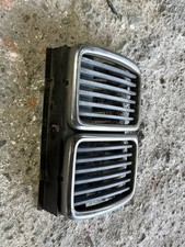 Griglia paraurti anteriore usato  Calatabiano