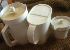 Tupperware jugs small for sale  UK