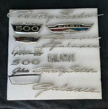 Lote de peças de emblemas 1960 61 62 63 Ford Galaxie 500 fabricante de equipamento original, usado comprar usado  Enviando para Brazil