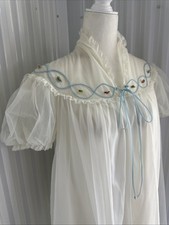 1960s vintage peignoir d'occasion  Expédié en Belgium