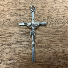 Magnifique pendentif religieux d'occasion  Fontenay-le-Comte