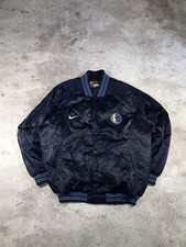 Usado, Jaqueta Bombardeiro Vintage Anos 2000 Nike Dallas Mavericks Botão Mavs Excelente Estado Usado Vintage Azul 2XL comprar usado  Enviando para Brazil