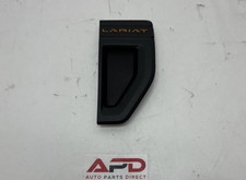 Conjunto de emblema de para-lama PO#26 OEM 2023-2024 Ford Maverick destro PZ6Z-9942528-C, usado comprar usado Conjunto de emblema de para-lama PO#26 OEM 2023-2024 Ford Maverick destro PZ6Z-9942528-C, usado comprar usado  Enviando para Brazil