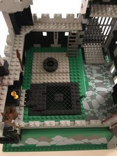 Lego 6086 castello usato  Monguzzo