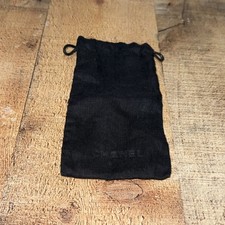 Óculos de sol Chanel bolsa com cordão estojo macio óculos novo estilo, usado comprar usado Óculos de sol Chanel bolsa com cordão estojo macio óculos novo estilo, usado comprar usado  Enviando para Brazil