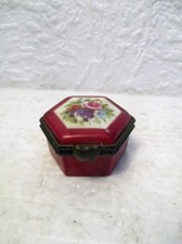 Petite boite porcelaine d'occasion  Gémenos