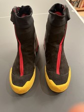 Sportiva aequilibrium top for sale Sportiva aequilibrium top for sale  LONDON