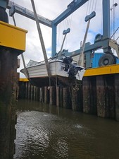 Draco 20ft cabin for sale  BOSTON