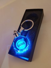 Chaveiro de LED Volvo novo em folha caixa presente troca chaveiro chaveiro de carro comprar usado  Enviando para Brazil