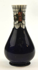 Wood sons vase for sale  Absecon