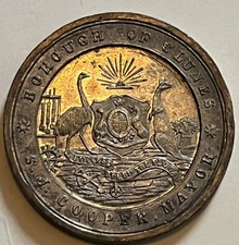 Rare australia queen for sale  RUISLIP