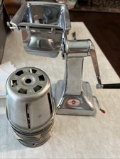 Usado, Máquina de cozinha artesanal saudável cortador manual de alimentos triturador de salada com 5 cones comprar usado  Enviando para Brazil