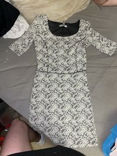 Robe dentelle d'occasion  Valréas