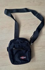 Sacoche eastpak noire d'occasion  Rosny-sous-Bois