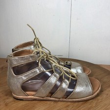 Gee wawa sandals for sale  Seekonk