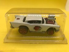 Veículo Hot Wheels 57 Chevy.  Personalizado. Tampo RoseB com motor V8 de bloco grande soprado., usado comprar usado  Enviando para Brazil