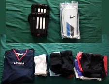 Lotto abbigliamento calcetto usato  Novara
