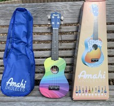 Ukulele Amahi Soprano Tropical Series arco-íris ondulado com zíper bolsa e caixa, usado comprar usado  Enviando para Brazil